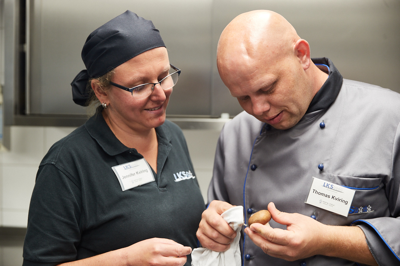 Ehepaar Jennifer und Thomas kviring bei der gemeinsamen Arbeit. (Bild: LWL/Haslauer)