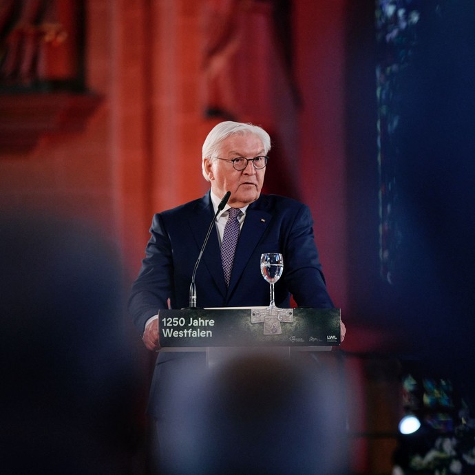 Bundespräsident Frank-Walter Steinmeier während seiner Rede im Hohen Dom zu Paderborn. (vergrößerte Bildansicht wird geöffnet)