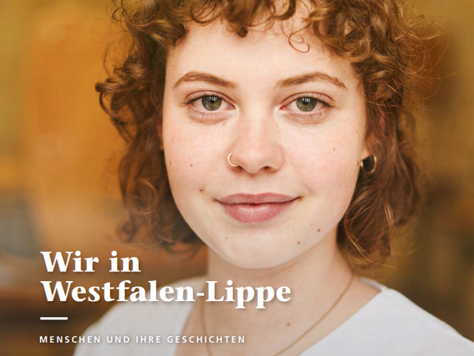 Titelblatt des Westfalen-Buchs. Auf dem Cover ist ein Portrait einer jungen Frau zu sehen. Der Titel lautet: Wir in Westfalen-Lippe.